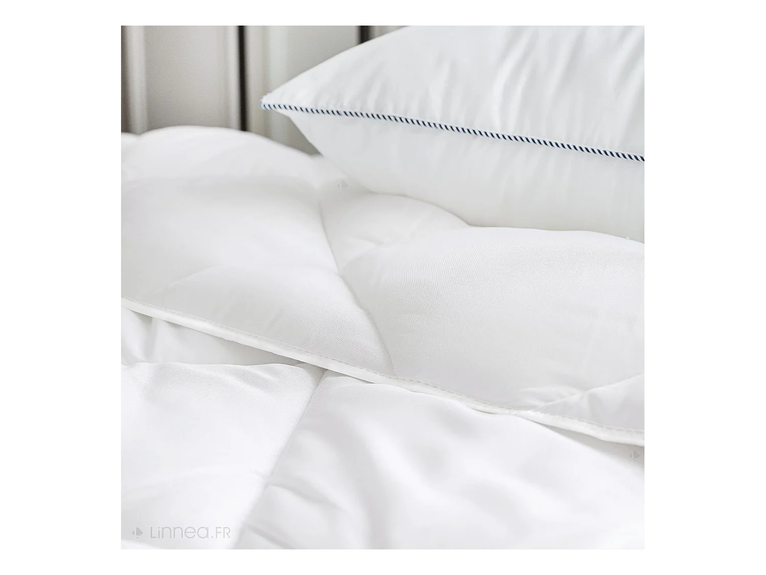 Couette 4 saisons 160x200 cm COCOON garnissage fibre polyester 200+300 = 500 g/m2