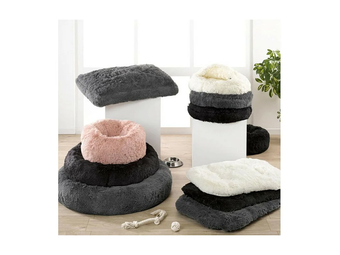 Coussin pour Chien & Chat "Fluffy" 55cm Noir