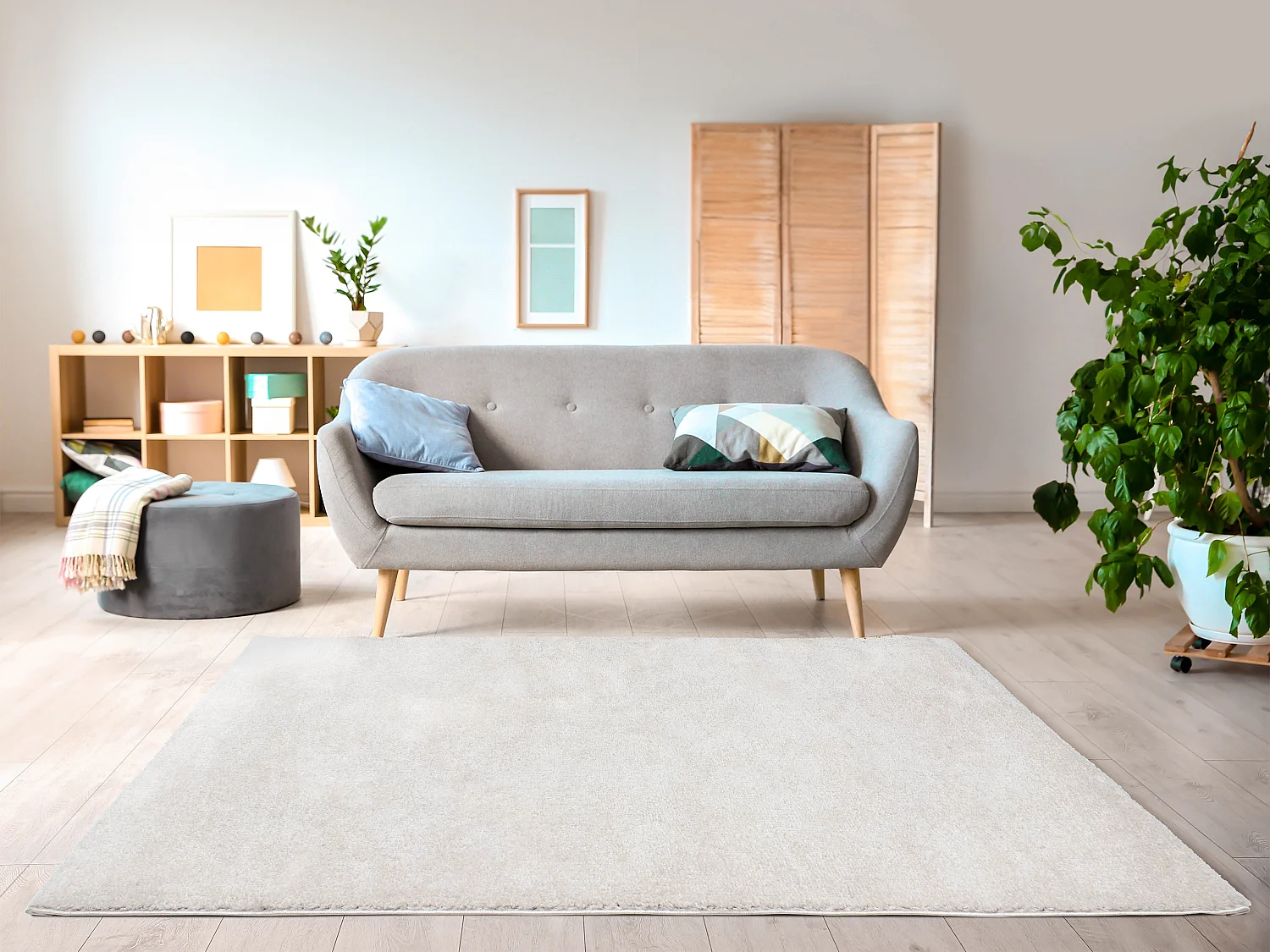 Langhåret shaggy gulvtæppe hvid 160 × 230 cm MILINIO