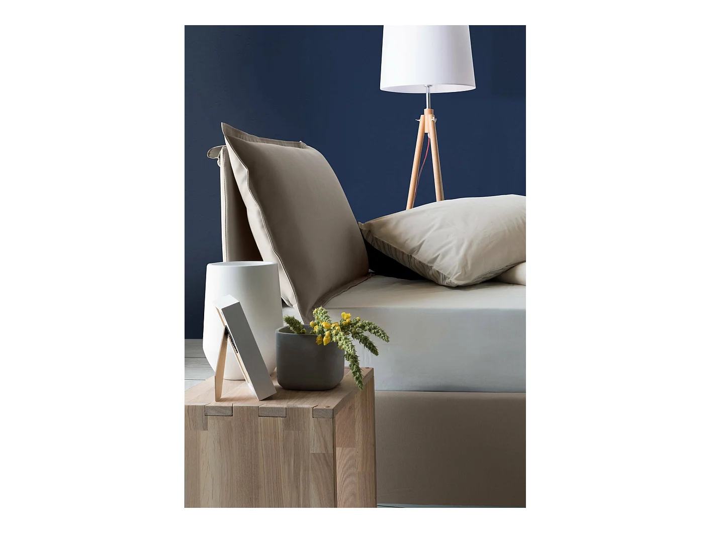 Cama individual Dpal, Cama contenedor con revestimiento de tela, 100% Made in Italy, Apertura frontal, adecuado para colchón Cm 90x190, Tórtola