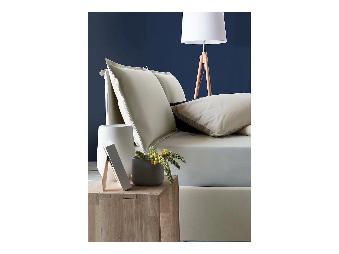 Cama de casal Dcaprar, Cama de armazenamento com forro de tecido, 100% Fabricado na Itália, Abertura frontal, adequada para colchão 160x190 cm, Bege