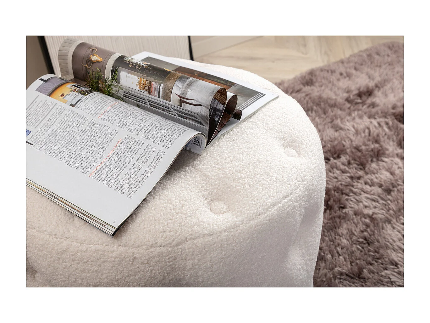 Pouf Capitonné Tissu Bouclette "Benjamin" 55cm Blanc