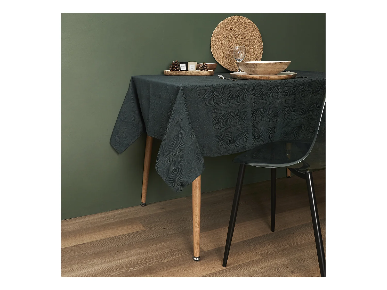 Nappe Jacquard Noir 140x240cm Vert