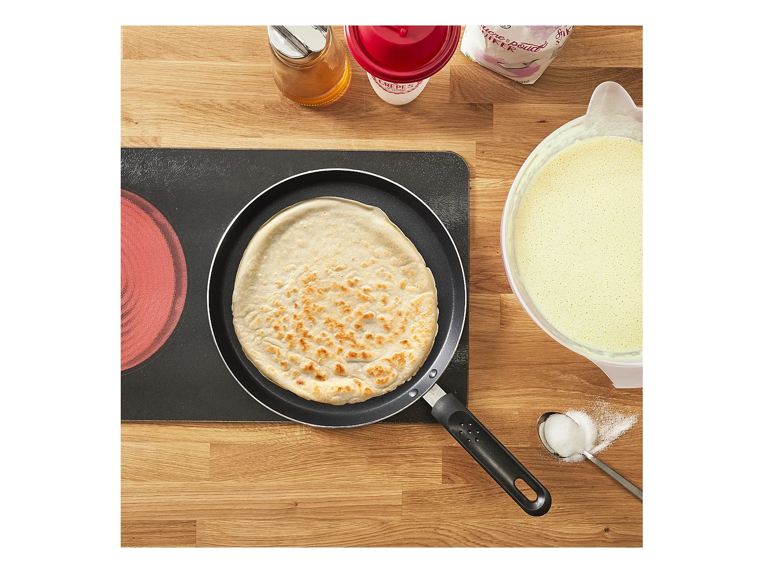 Crêpière en Aluminium "Tous feux" 28cm Noir