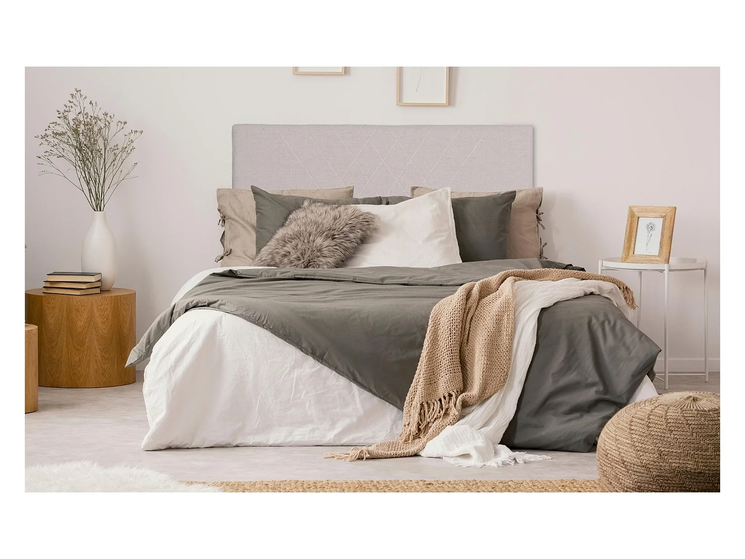 Tête de Lit en Velours "Jones" 140cm Gris