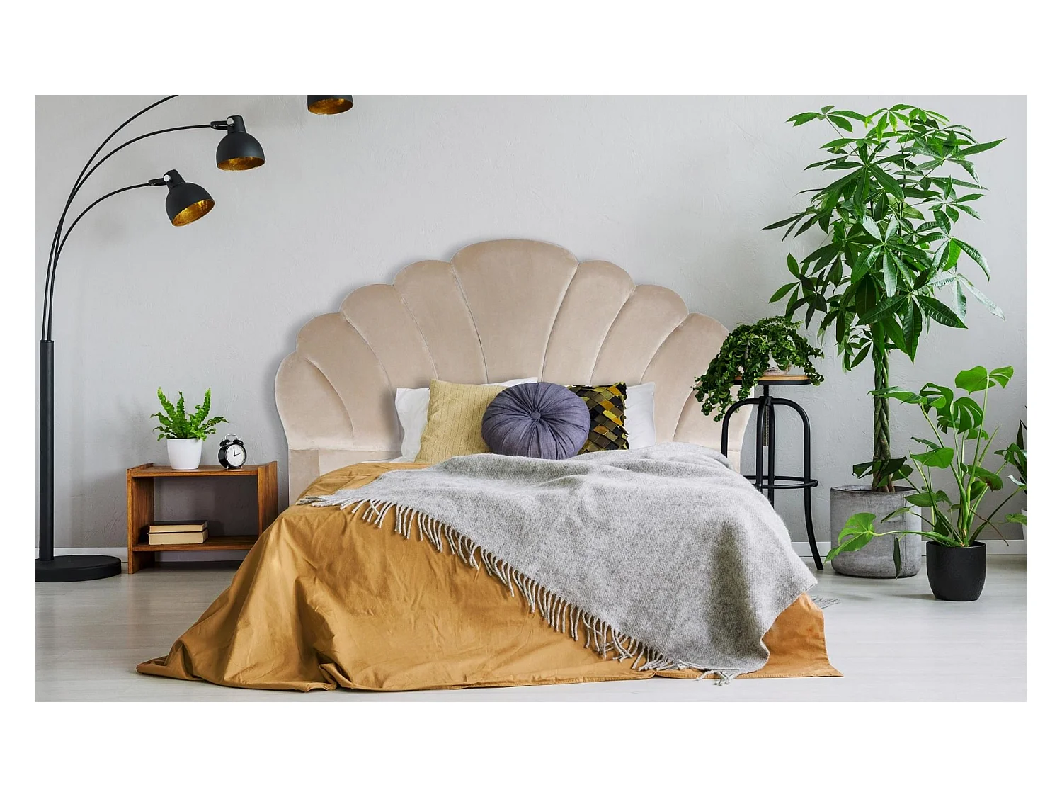 Tête de Lit en Velours "Shelly" 180cm Taupe