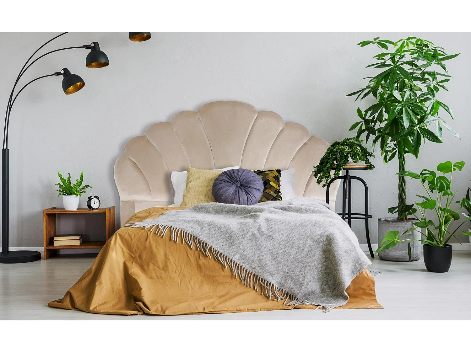 Tête de Lit en Velours "Shelly" 180cm Taupe