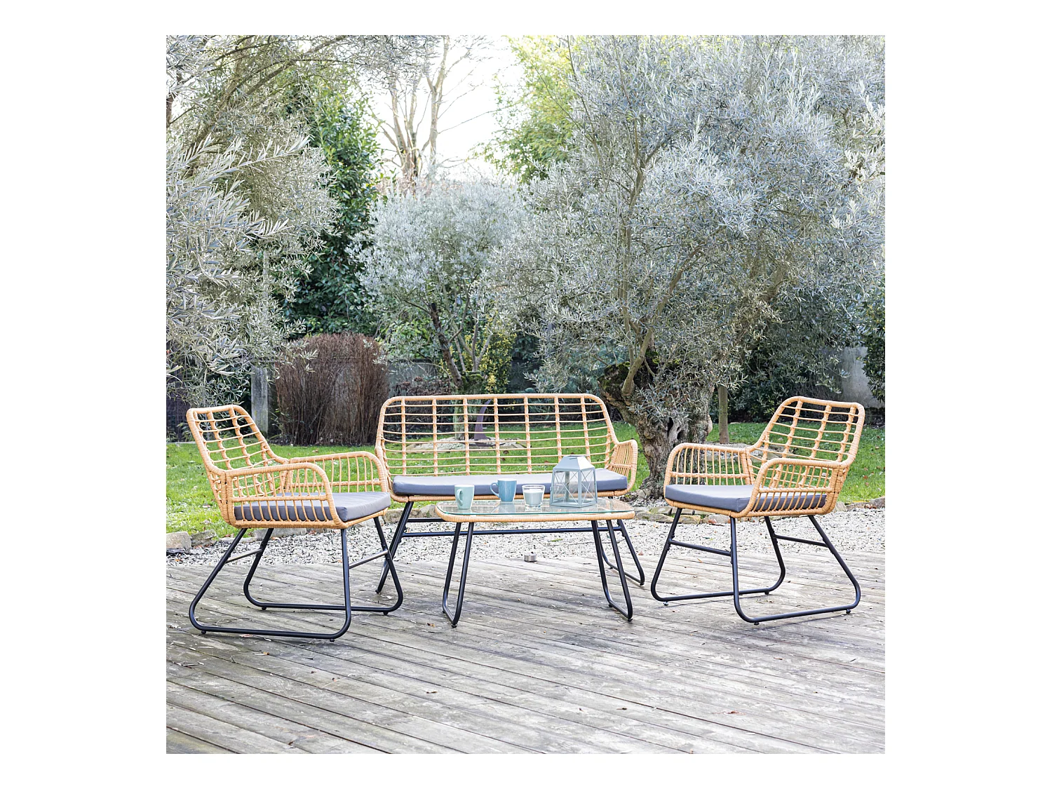 Salon de jardin TIGA en résine tressée 4 places - coussins gris - HAPPY GARDEN