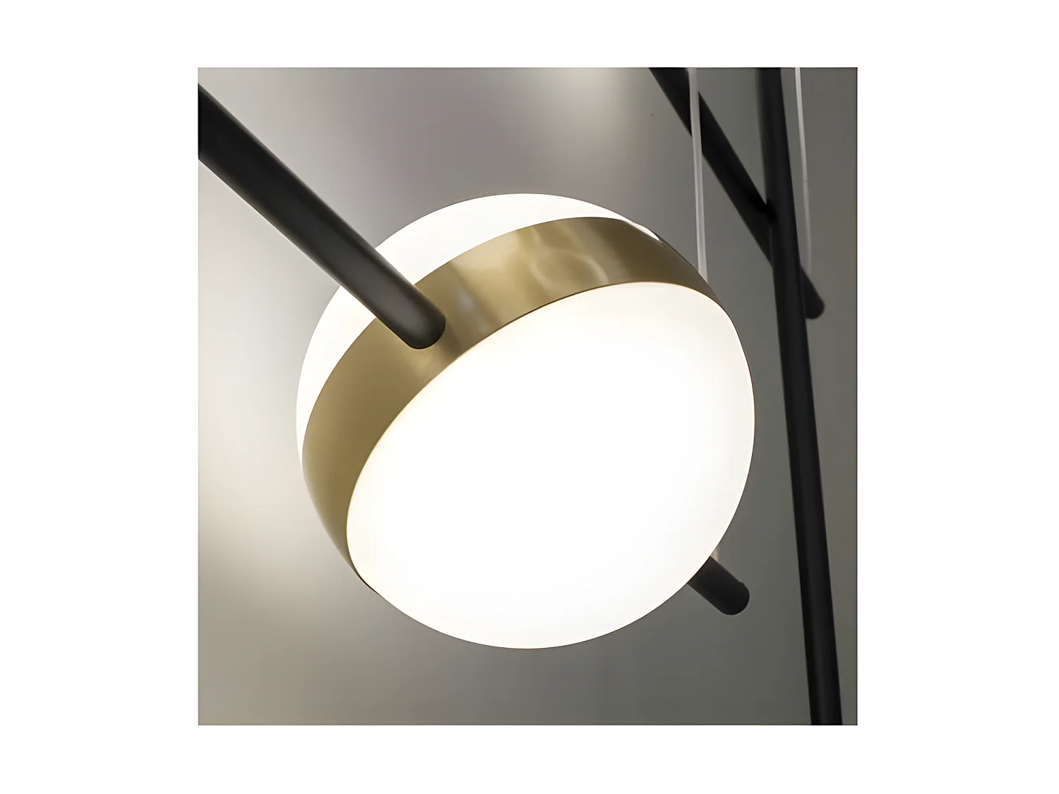 Plafondd décoratif en couleur or cuba modèle 4 lumières Nouveauté MANTRA