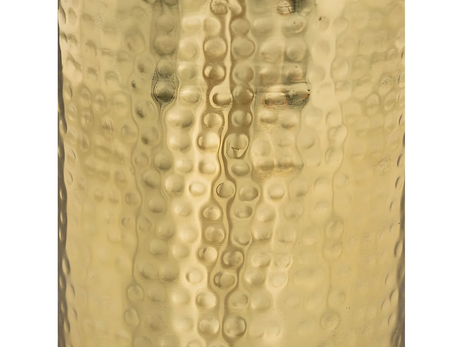 Vase en Métal Doré Martelé H 19 cm