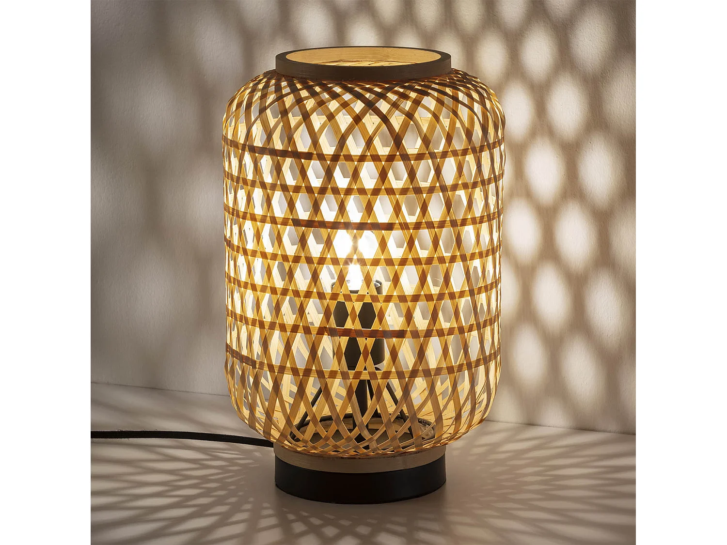 Lampe à poser Yuna en bambou, diamètre 22,5 cm