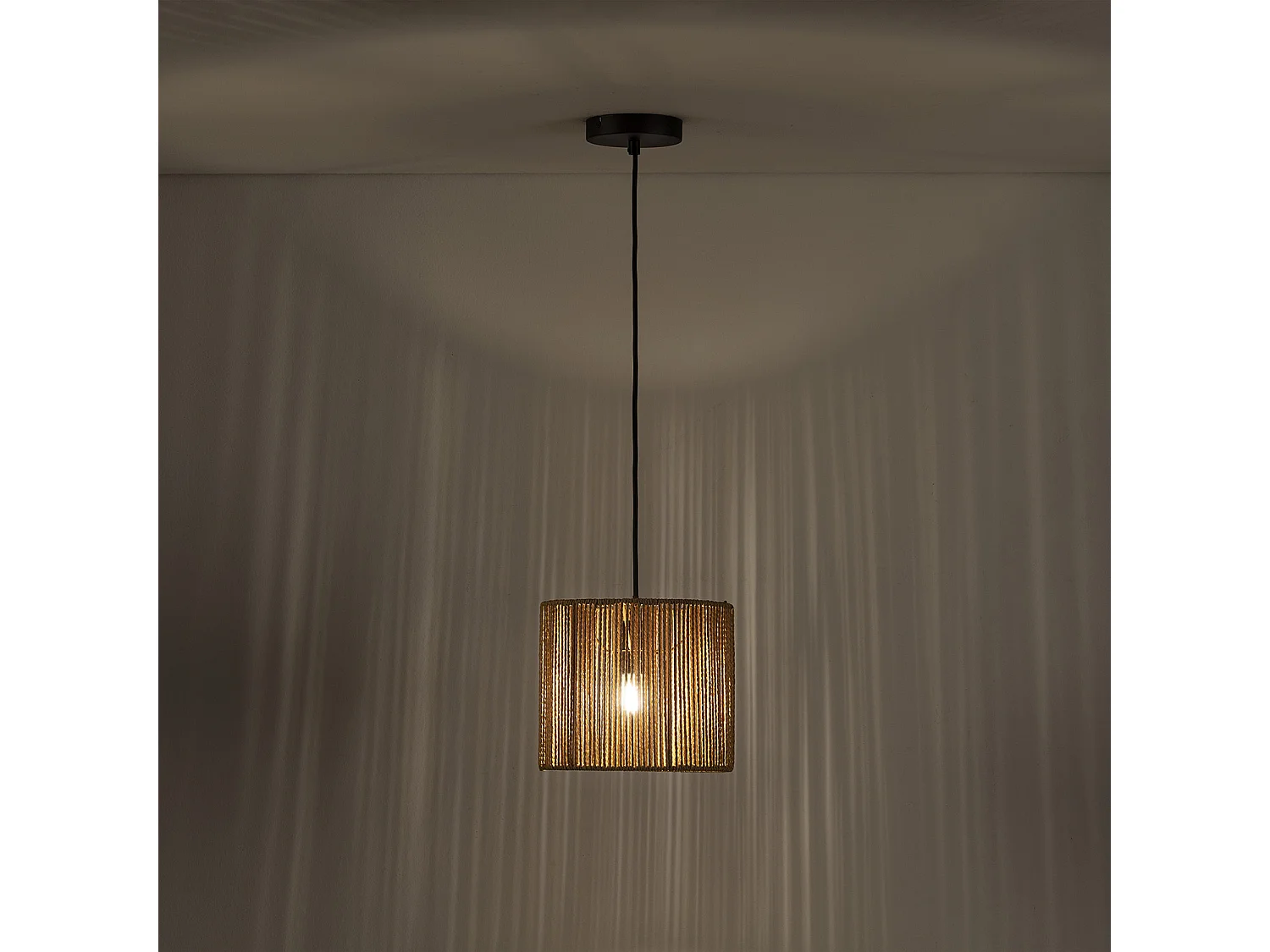 Suspension Kaori en papier tressé, diamètre 23 cm