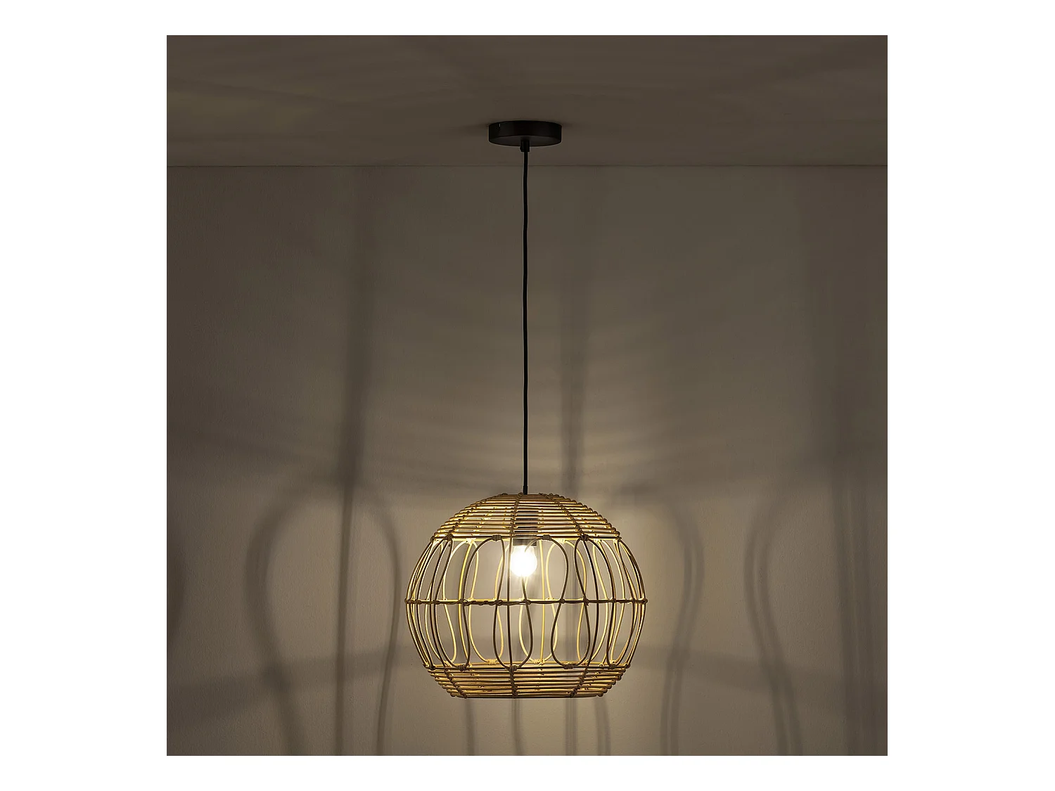 Hanglamp Kaede van natuurlijk rotan, diameter 39 cm