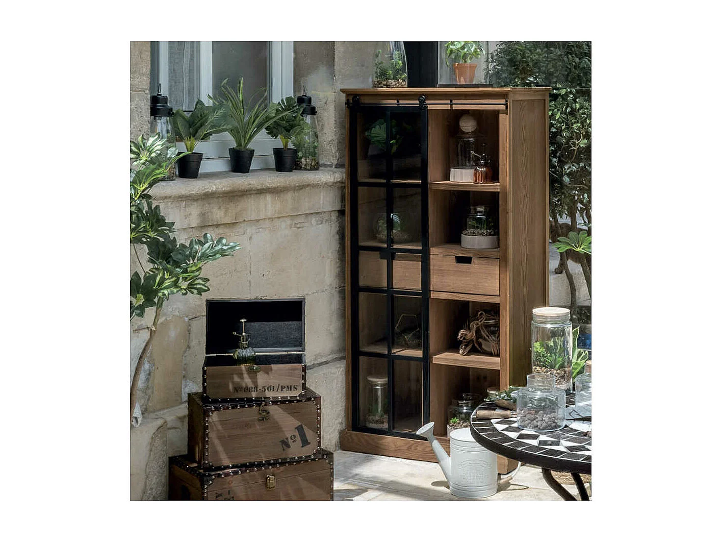 Vitrine 2 Tiroirs Design "Danik" 150cm Marron