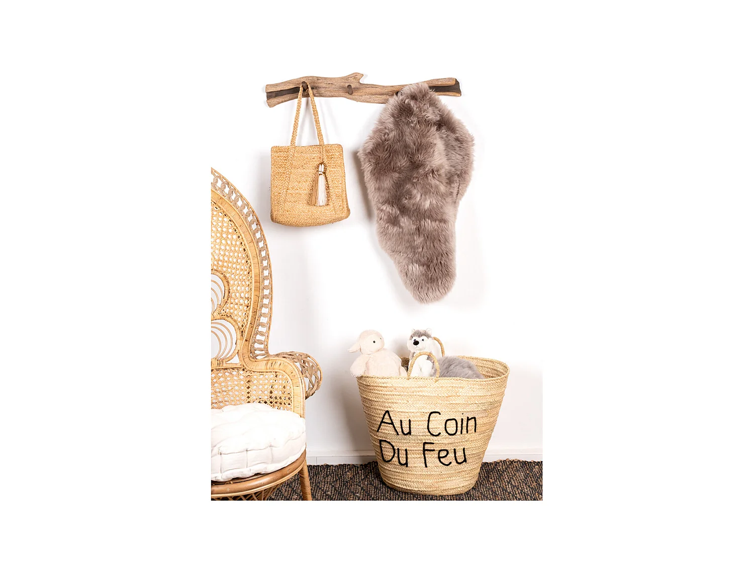 Fauteuil Emmanuelle en rotin teinté marron