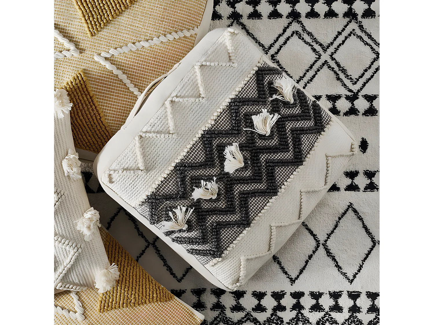 Coussin de sol recyclé "Row" 48 x 48 x 14 cm Atmosphéra