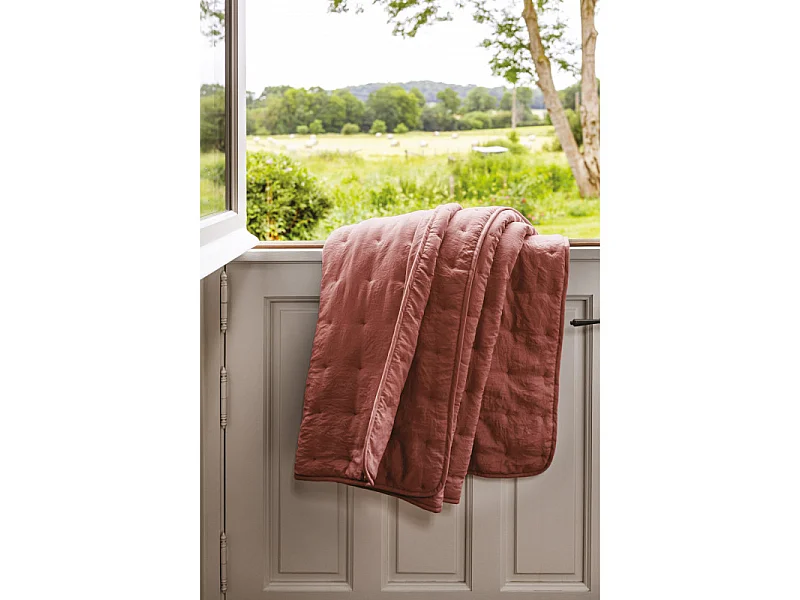 Dessus de lit matelassé aspect lavé-froissé "Angkor" Toison d'Or