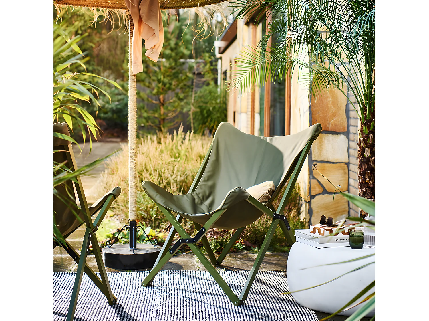 Lazy Afternoon - Fauteuil de jardin pliable en tissu et métal - Vert kaki