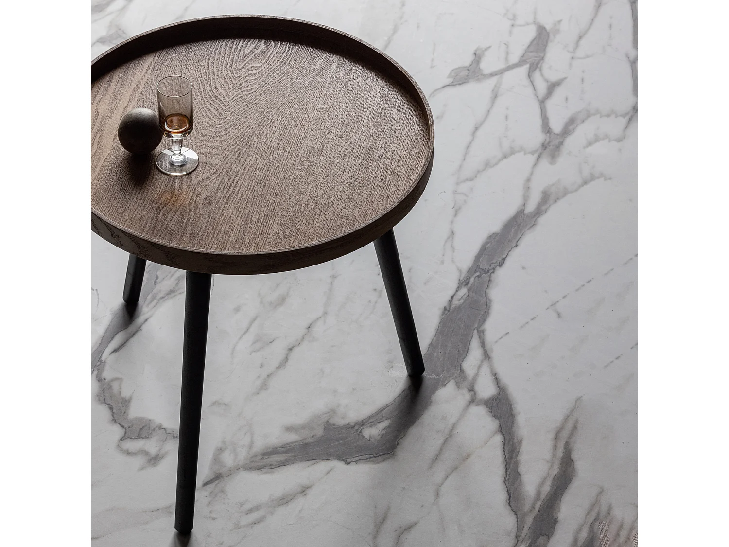 Table d’appoint en bois MESA