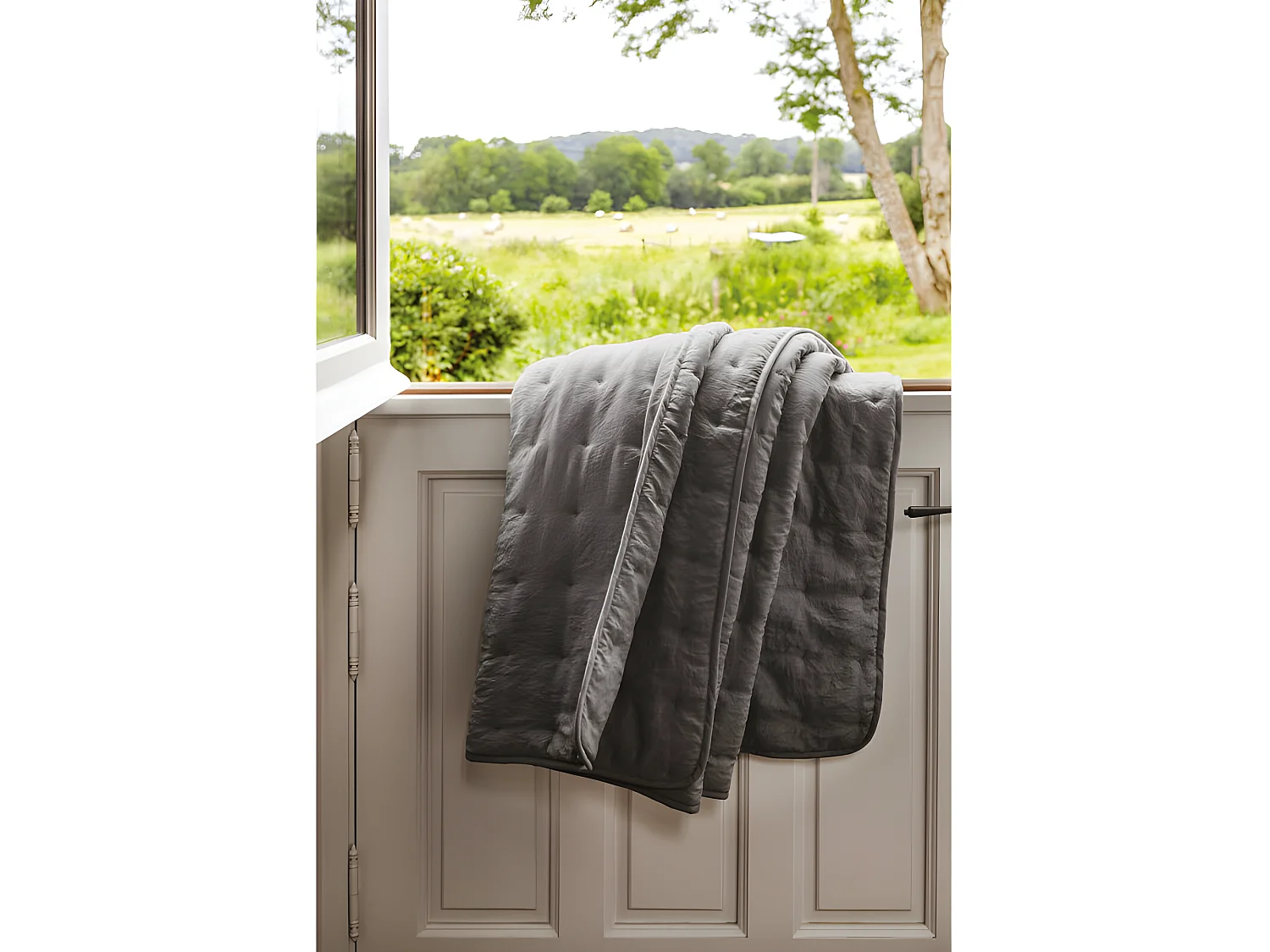 Plaid matelassé aspect lavé-froissé "Angkor" Toison d'Or