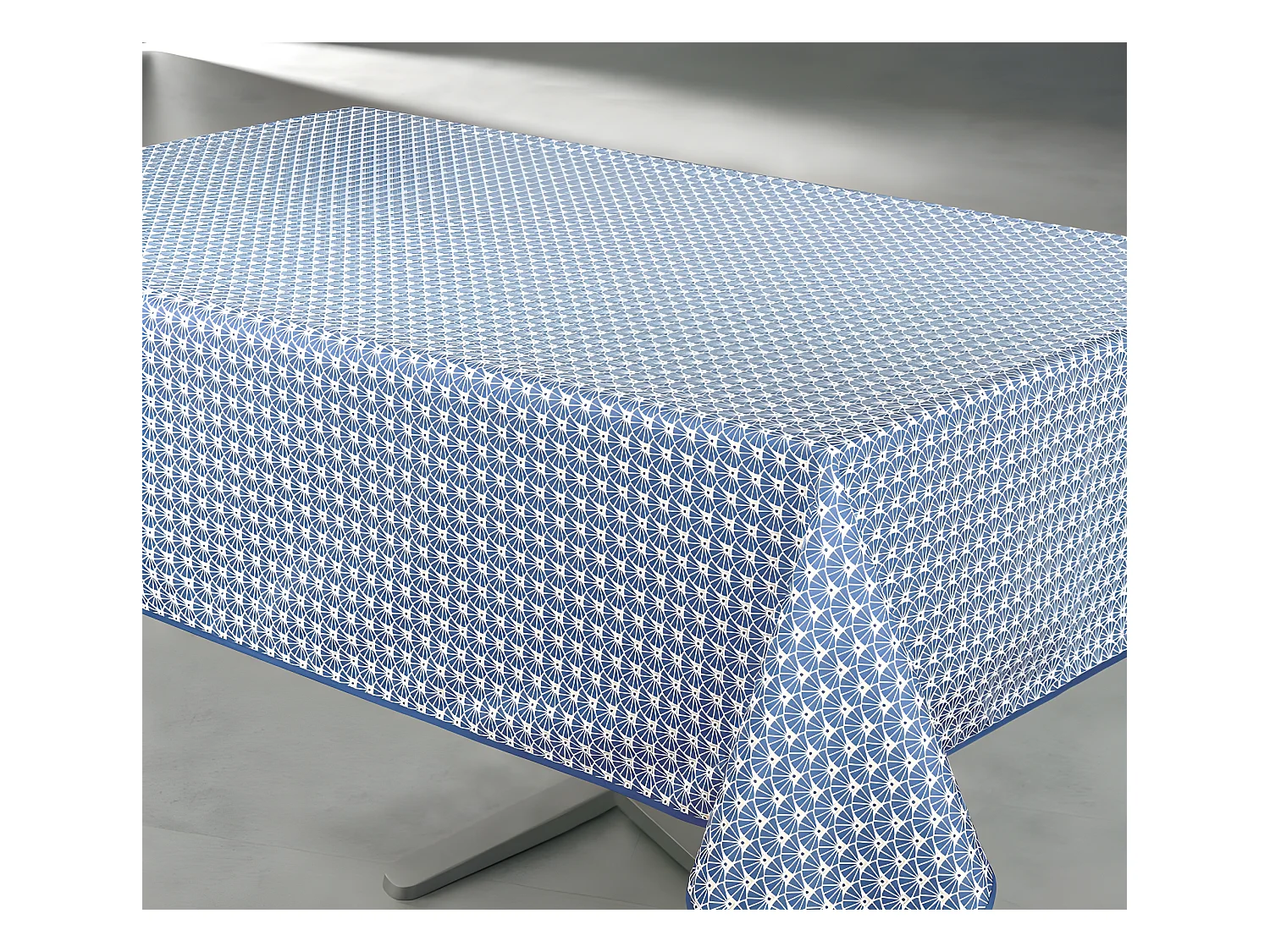 Nappe antitache imprimée Manon rectangulaire 145 x 240 cm