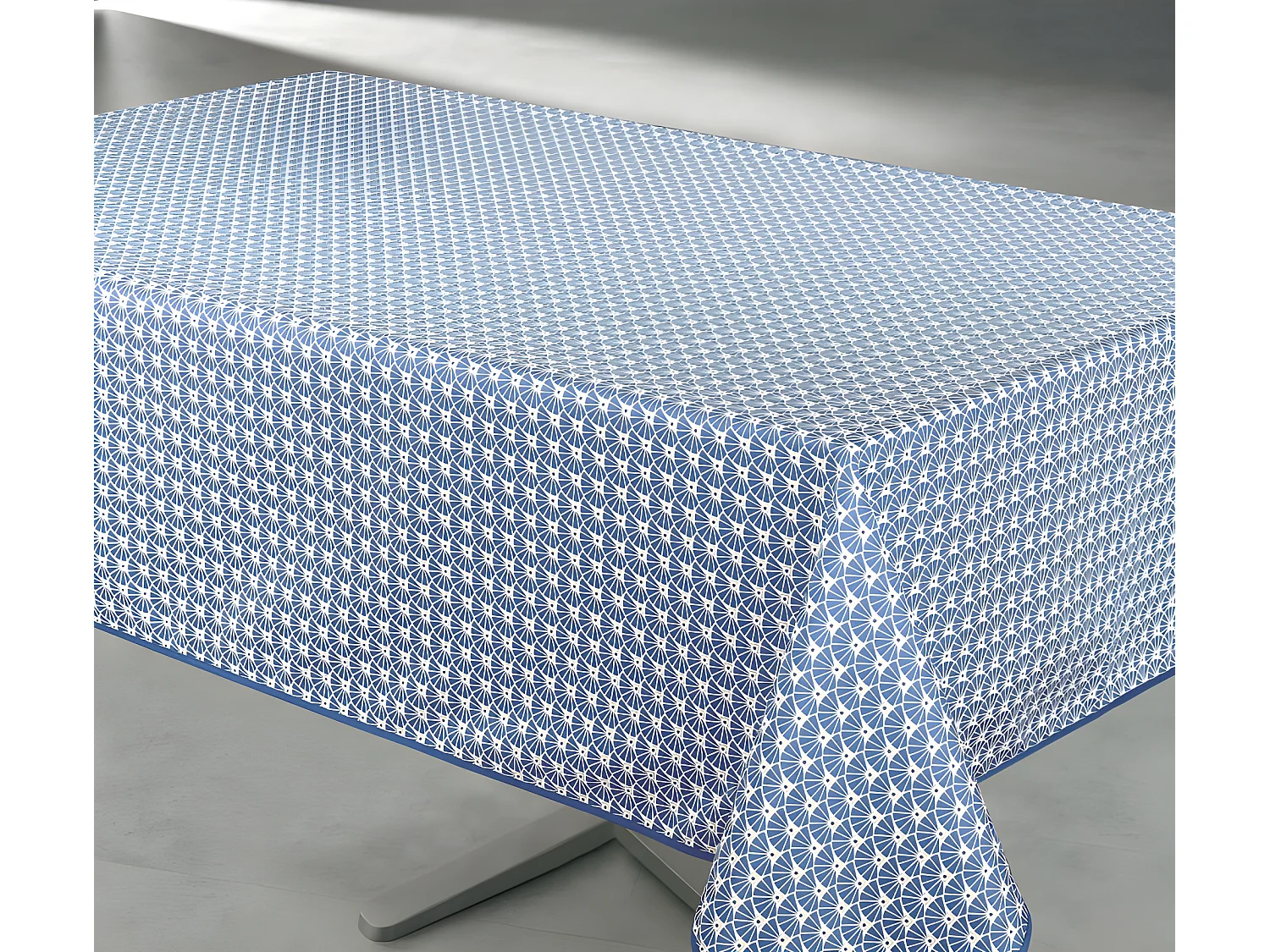 Nappe antitache imprimée Manon rectangulaire 145 x 240 cm