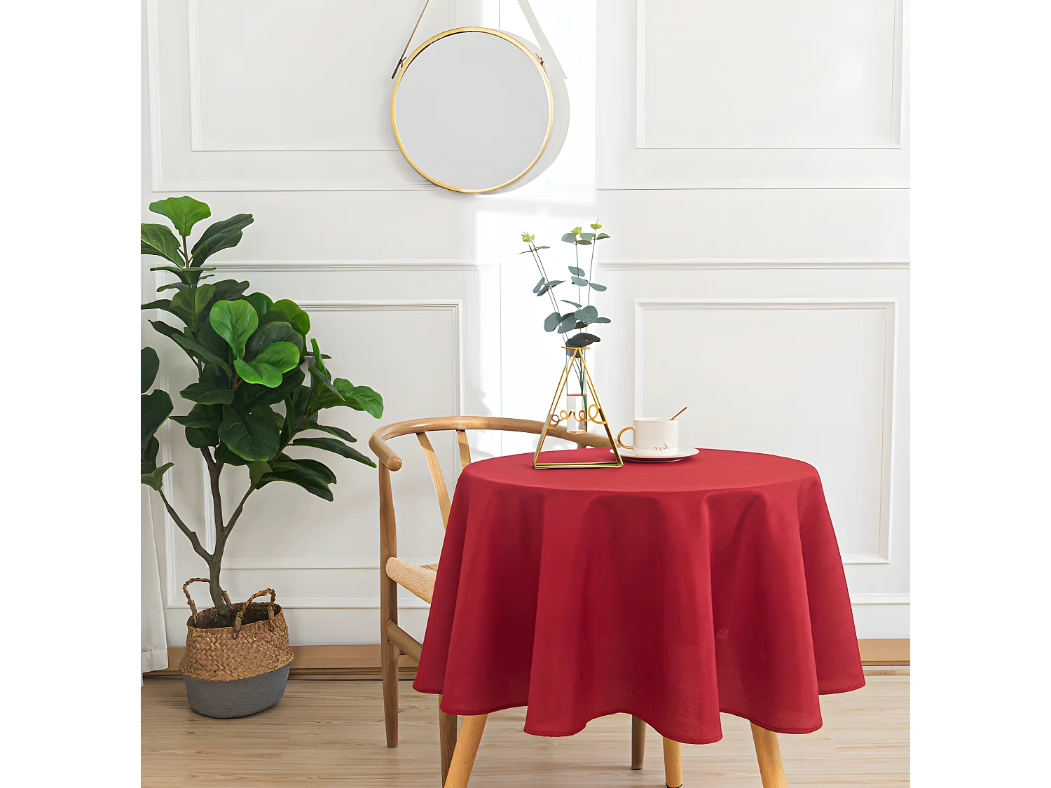 Nappe anti tache unie rouge ronde 160 cm