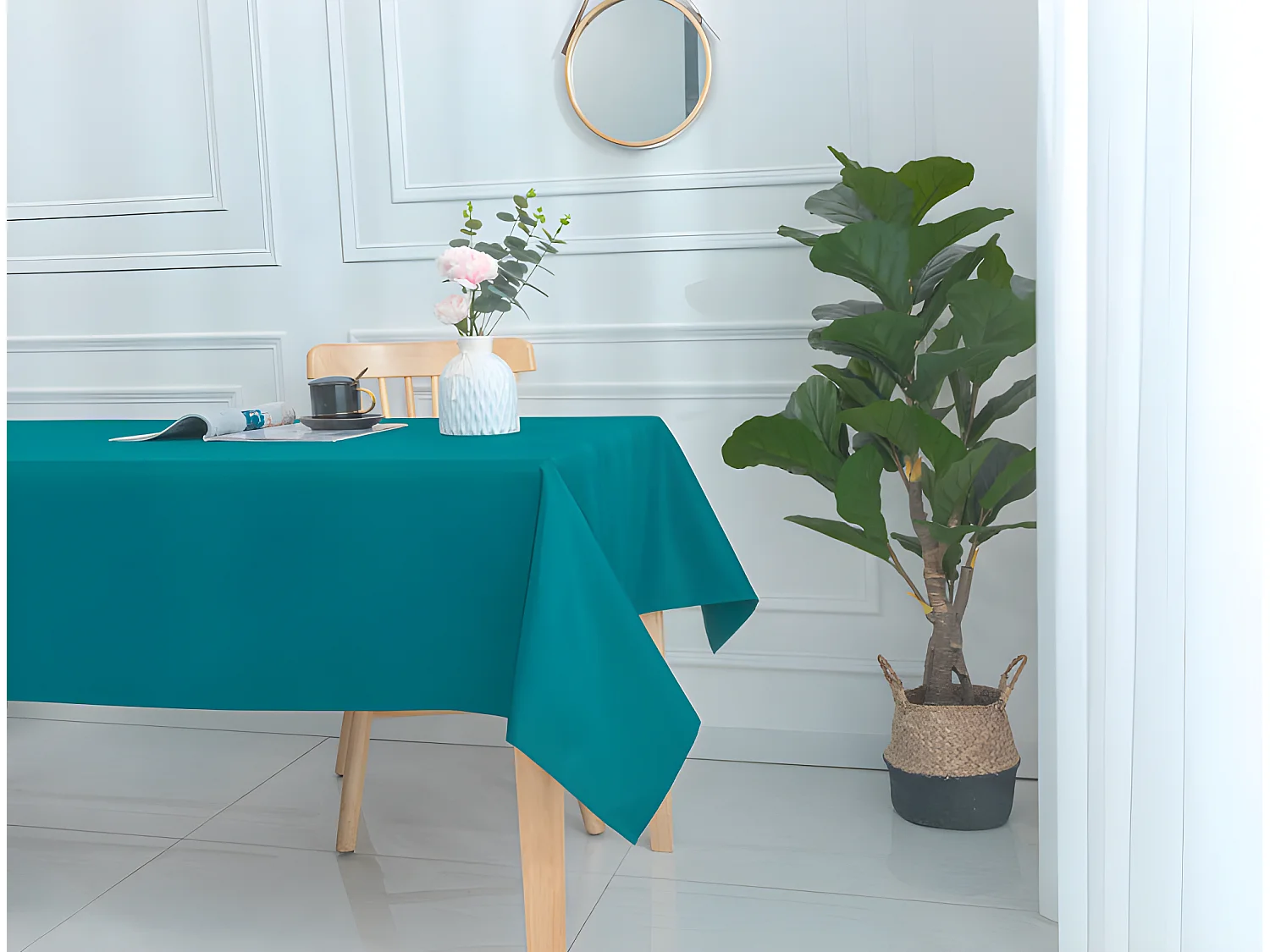 Nappe enduite avec traitement antitache Bleu Paon rectangulaire 145 x 240 cm