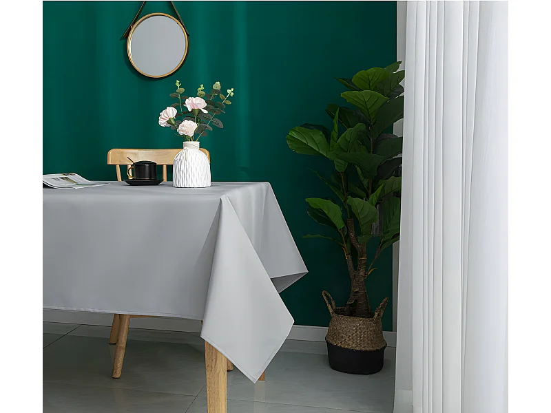 Nappe antitache unie Perle rectangulaire 145 x 240 cm