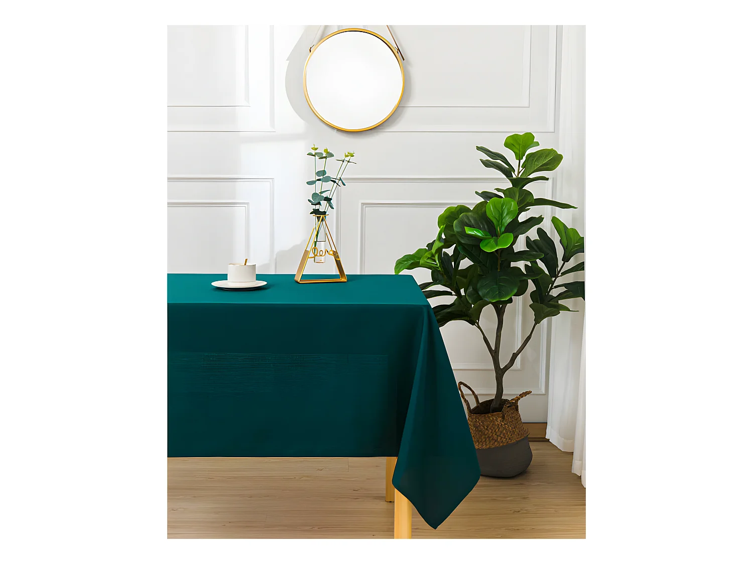 Nappe antitache unie Bleu Paon rectangulaire 145 x 240 cm