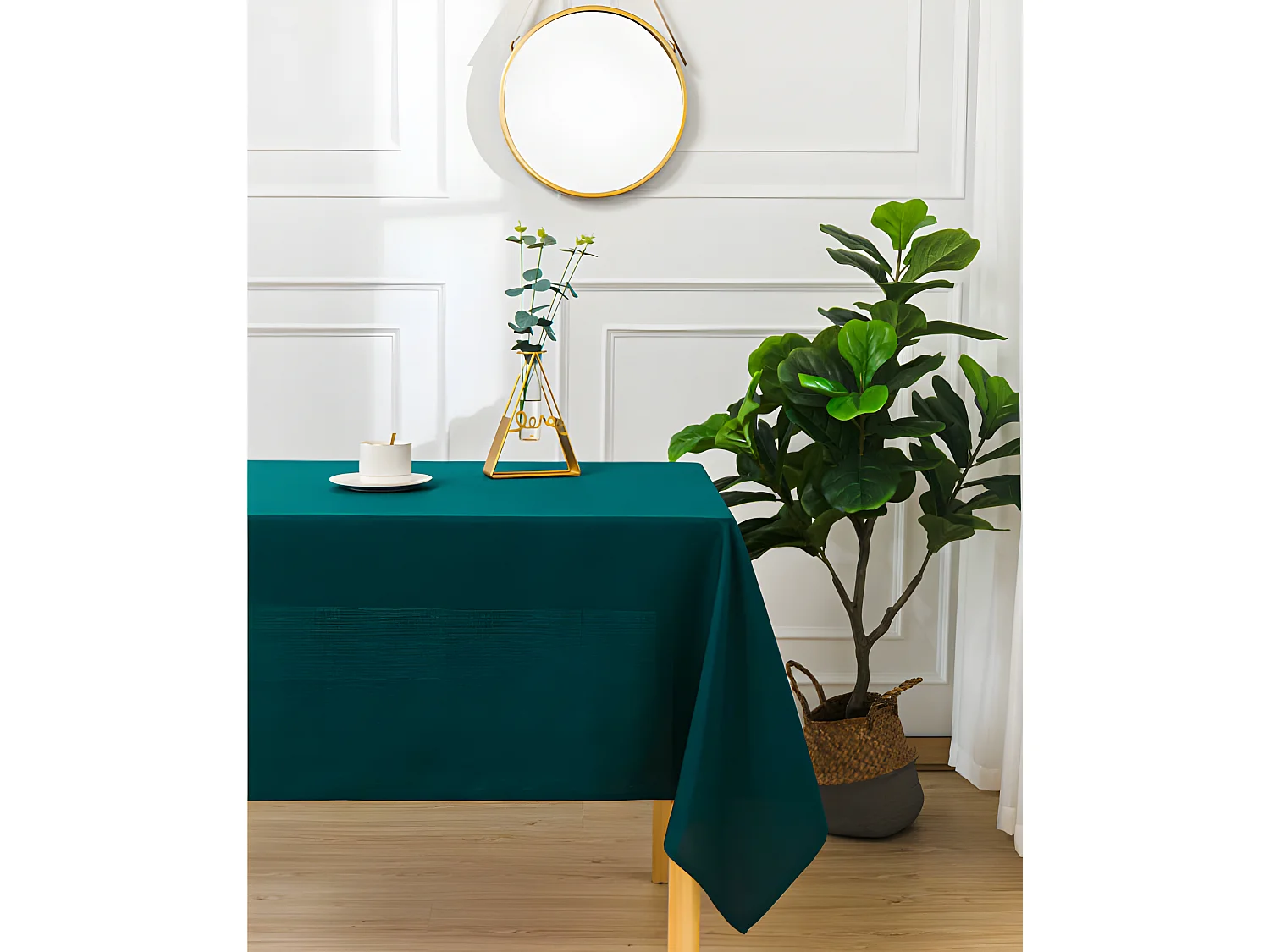 Nappe antitache unie Bleu Paon rectangulaire 145 x 240 cm