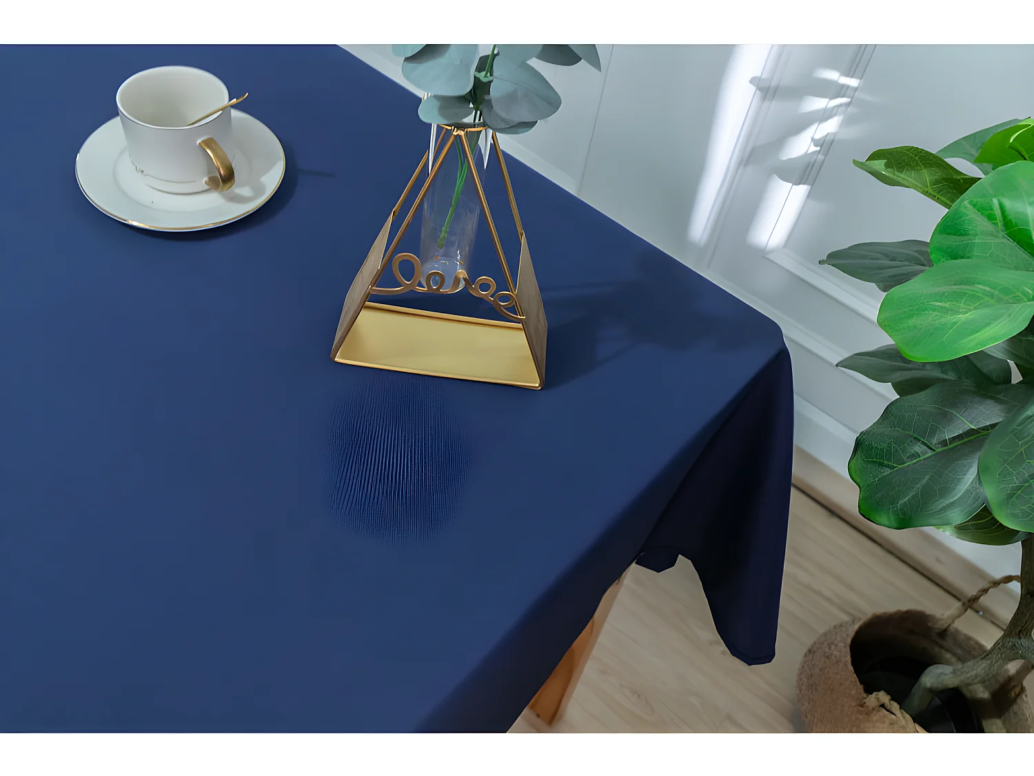 Nappe enduite avec traitement antitache Marine rectangulaire 145 x 240 cm