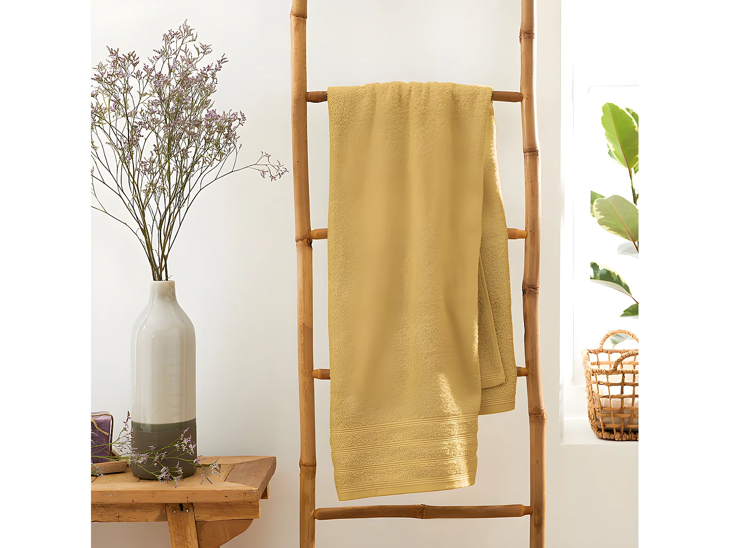 Drap de bain "Spa" 90 x 150 cm / 400 gr/m² - Couleur: "Spa" Jaune Maîs