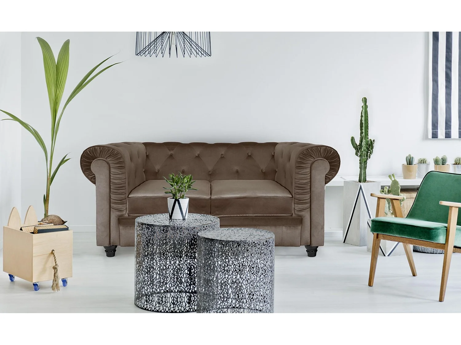 Canapé 2 Places Velours "Chesterfield" 157cm Taupe