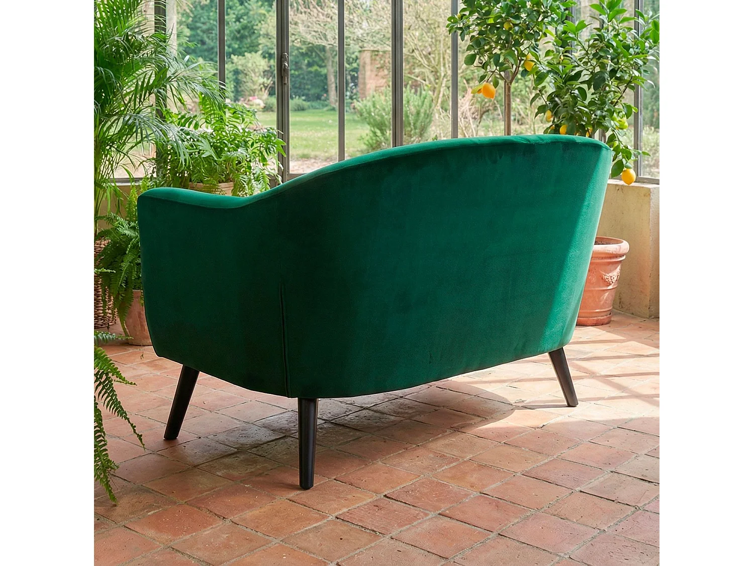 Skandinavisches Samtsofa "Lopy" 3-Sitzer Grün Bequem und Elegant