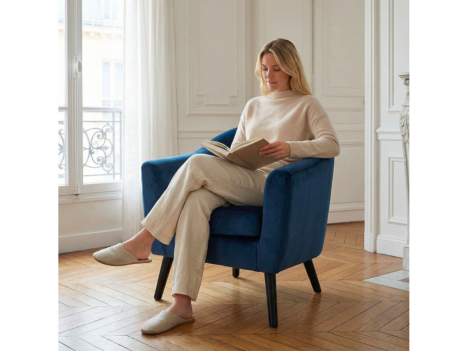 Fauteuil Scandinave Velours "Lopy" 79cm Bleu