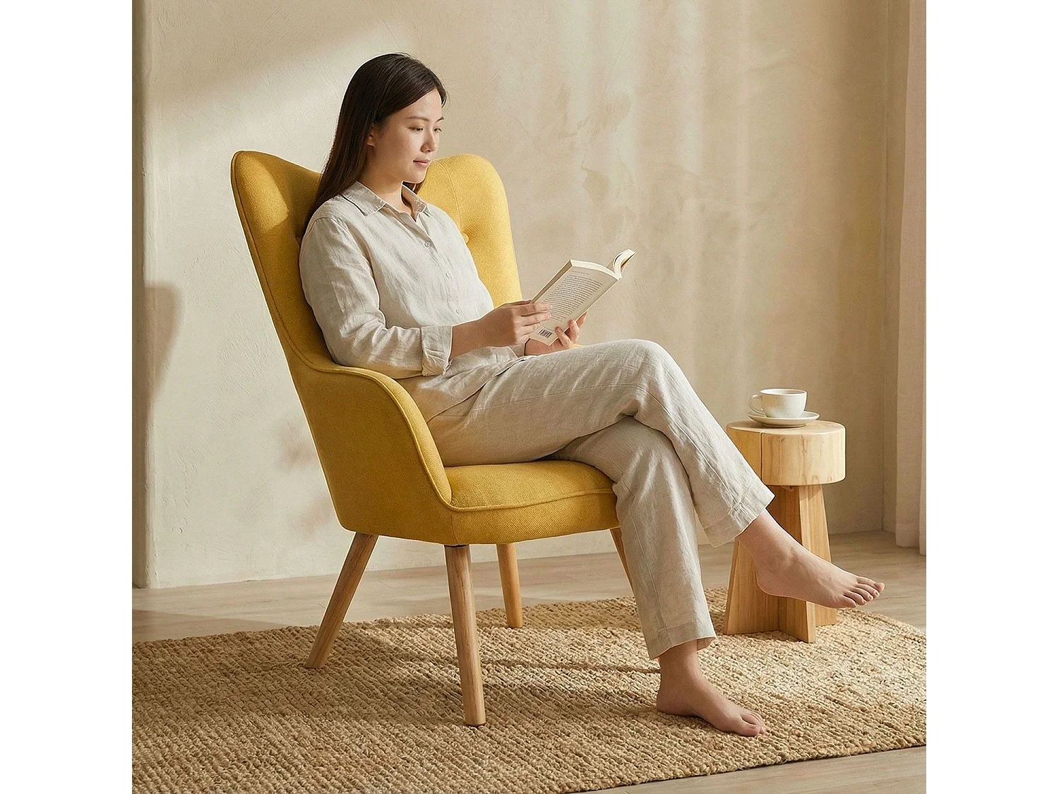 Fauteuil Scandinave "Aimee" 67cm Jaune