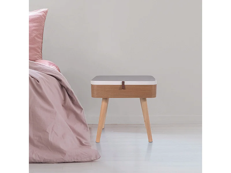 Design-Nachttisch aus Holz "Elin"