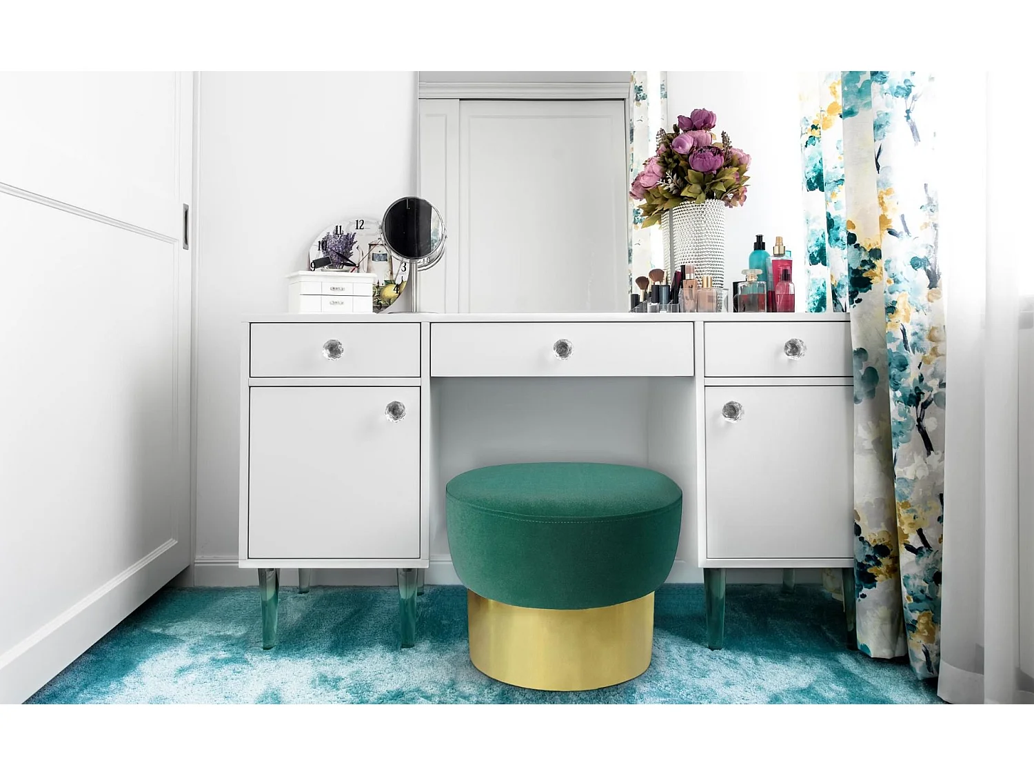 Tabouret Design en Velours "Liya" 44cm Vert