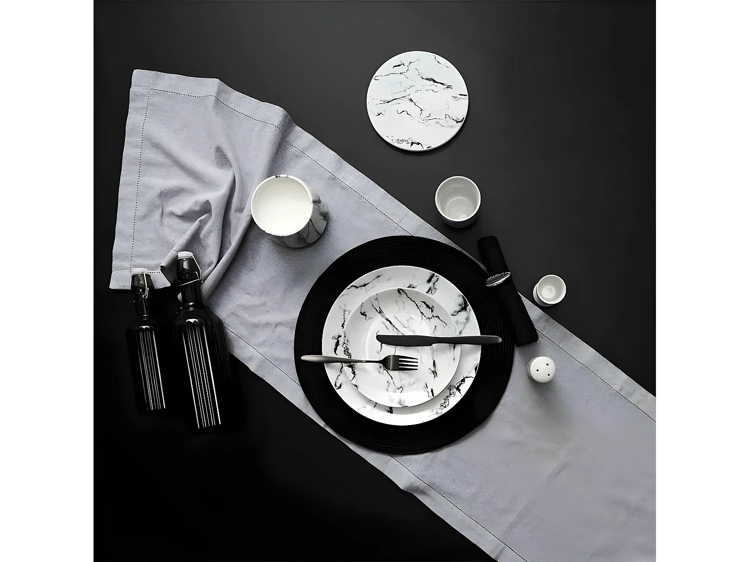 Bouteille en Verre Design "Clapet" 50cl Gris