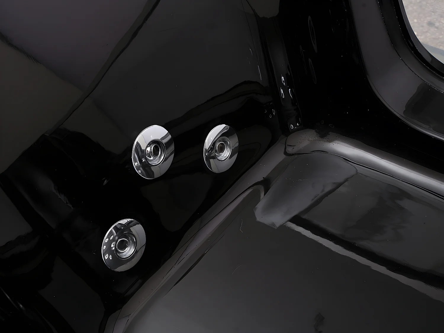 Vasca idromassaggio con vetri semi freestanding a LED DYONA - 1 posto - 260L - 85x170x58cm - Nera