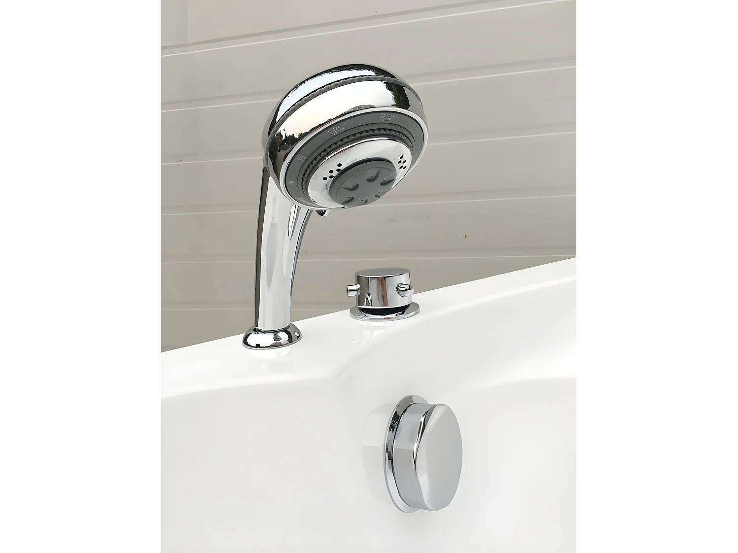 Vasca angolare con rubinetto - 135 x 135 x H54 cm - 263L - NAVONA