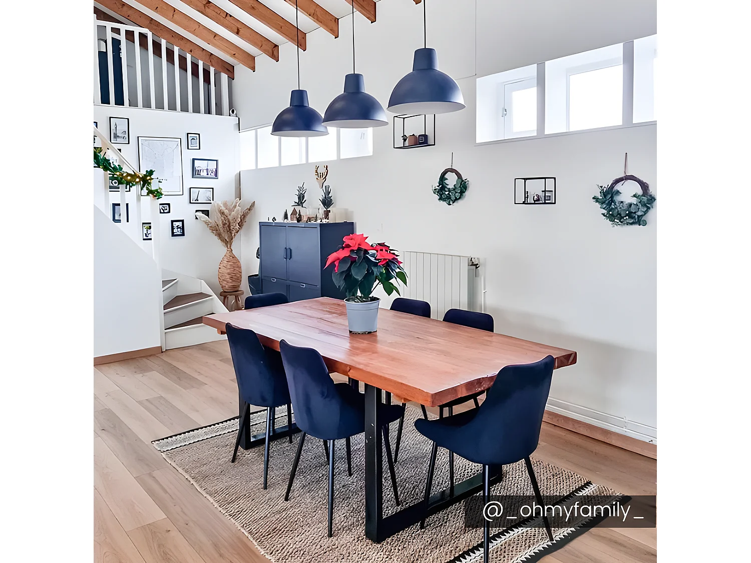 Sæt med 2 stole - Velour og sort metal - Midnatsblå - MASURIE