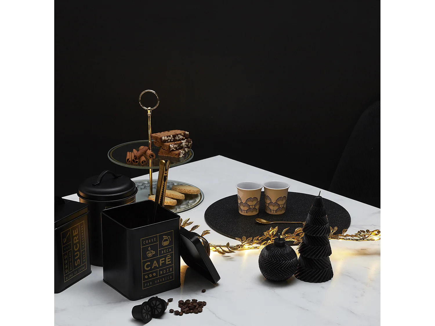 Boite A The Metal Black Mat Noir, Or