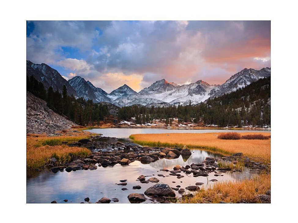 Papier Peint "Paysage de Montagne Printemps Arrive" 154 x 200 cm