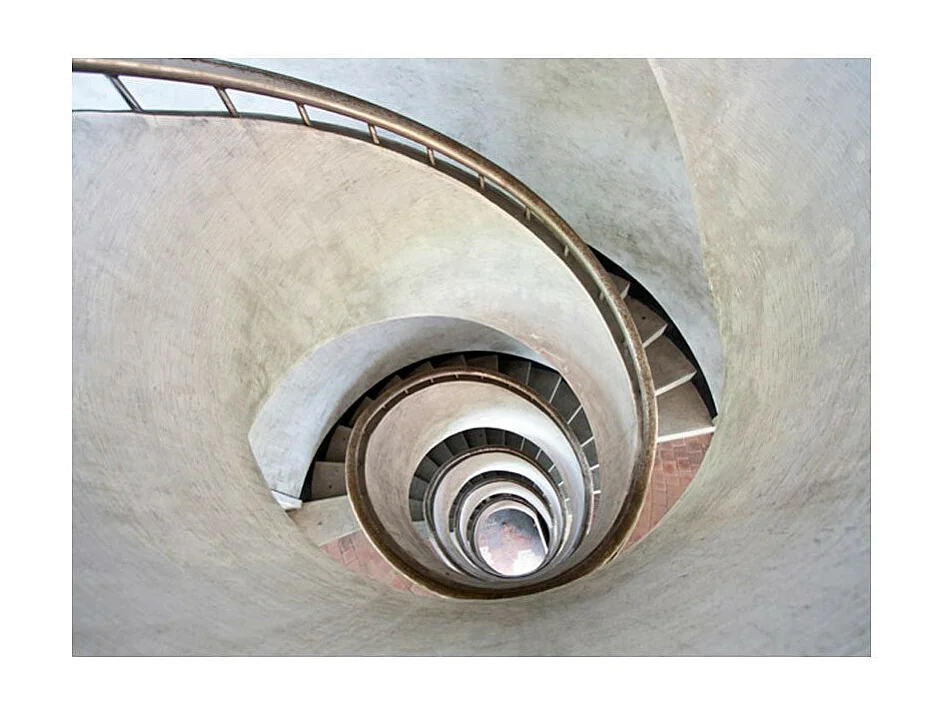 Papier Peint "White Spiral Stairs" 231 x 300 cm