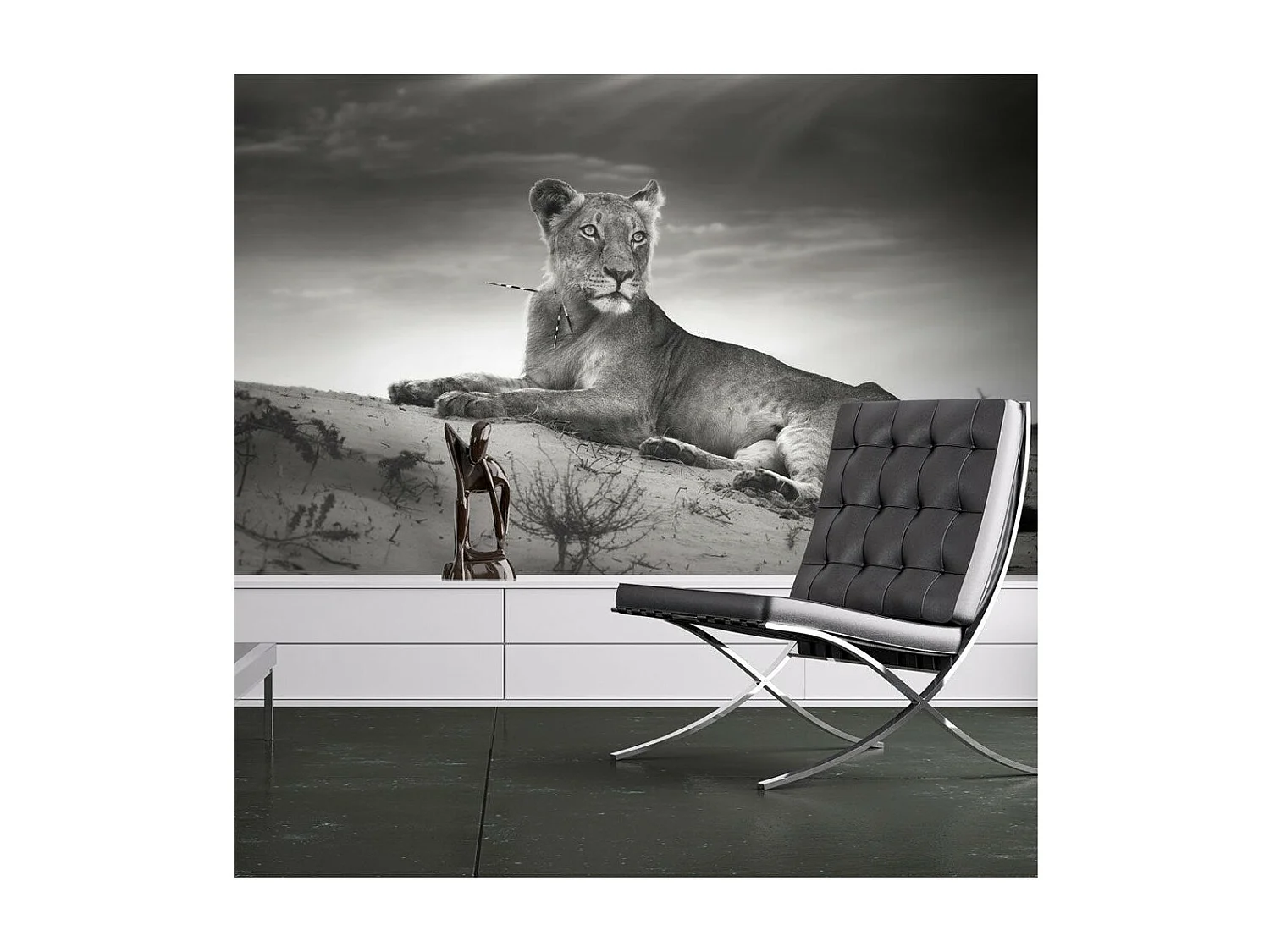 Papier Peint "Une Lionne en Noir & Blanc" 231 x 300 cm