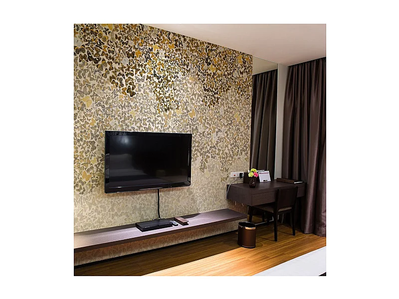 Papier Peint "Art & Papillons" 270 x 350 cm