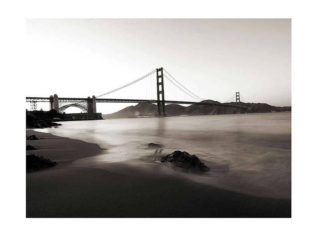 Papier Peint "San Francisco : Golden Gate en Noir & Blanc" 270 x 350 cm