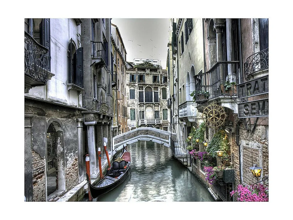 Papier Peint "Un Endroit Romantique à Venise" 154 x 200 cm